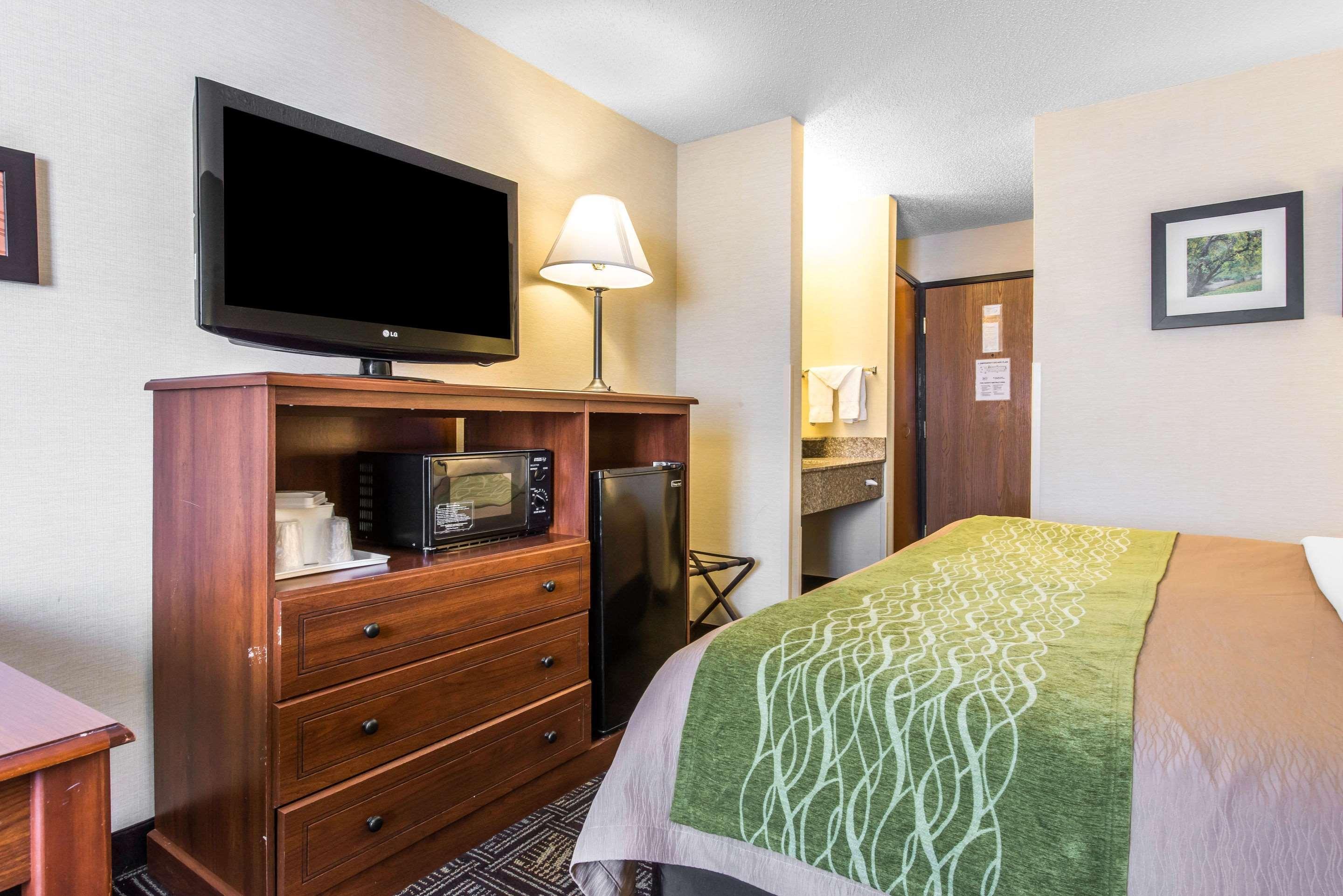 Comfort Inn Weirton Dış mekan fotoğraf