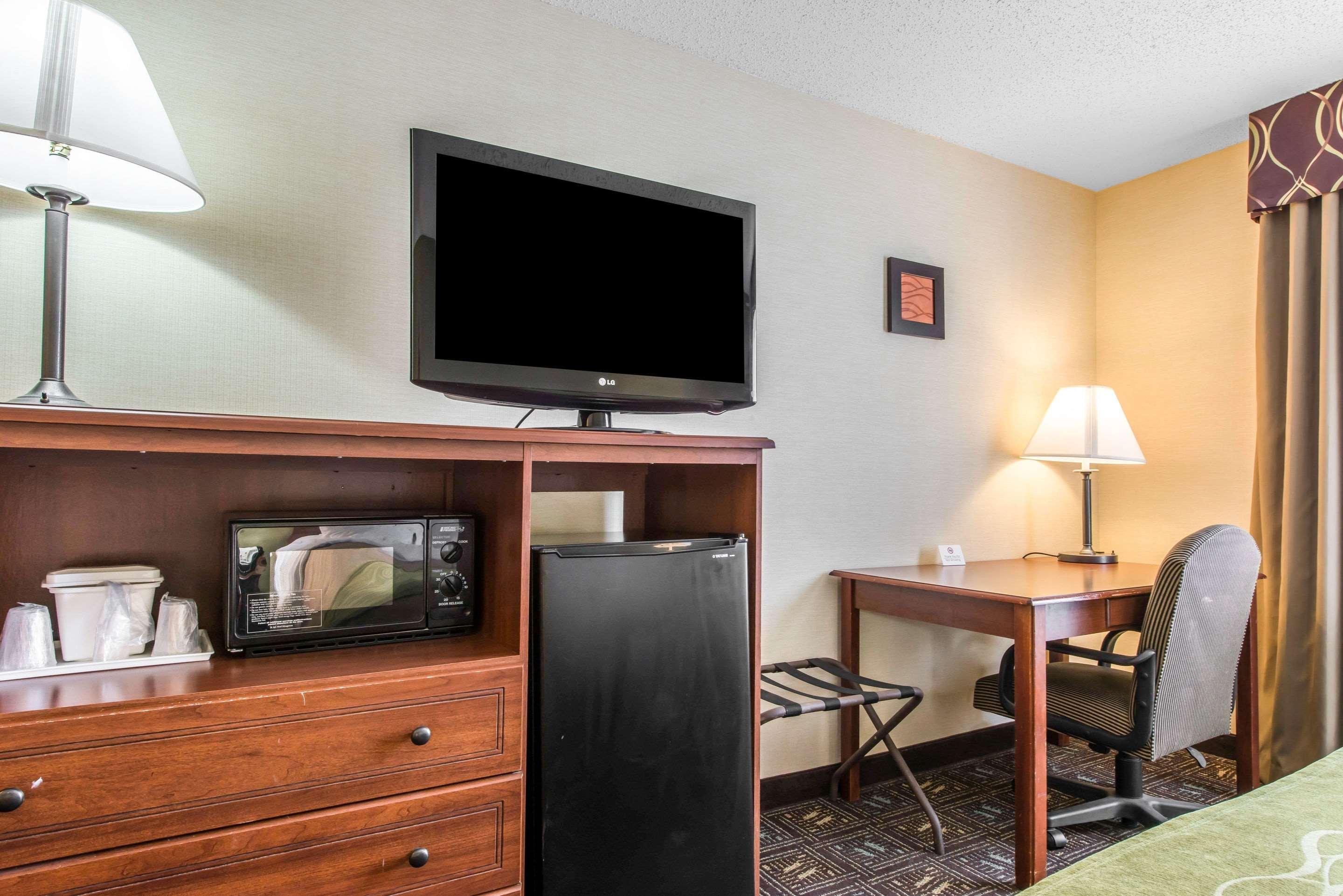 Comfort Inn Weirton Dış mekan fotoğraf