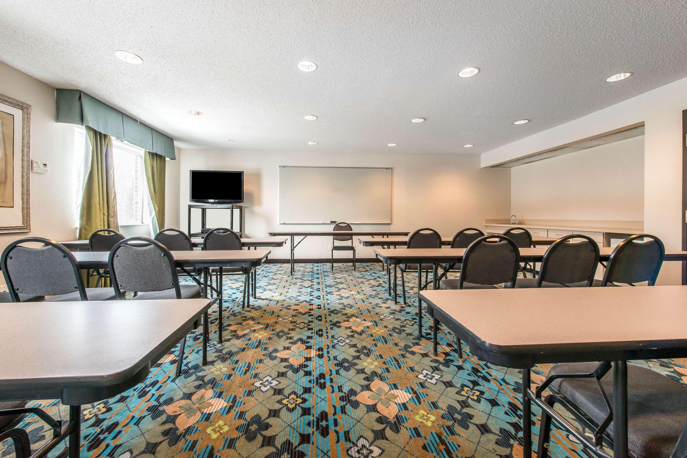 Comfort Inn Weirton Dış mekan fotoğraf