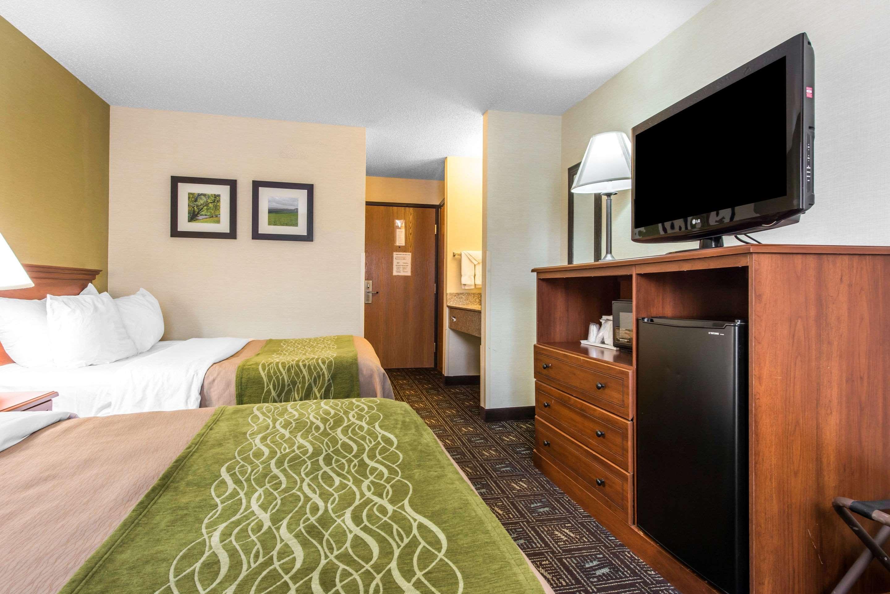 Comfort Inn Weirton Dış mekan fotoğraf