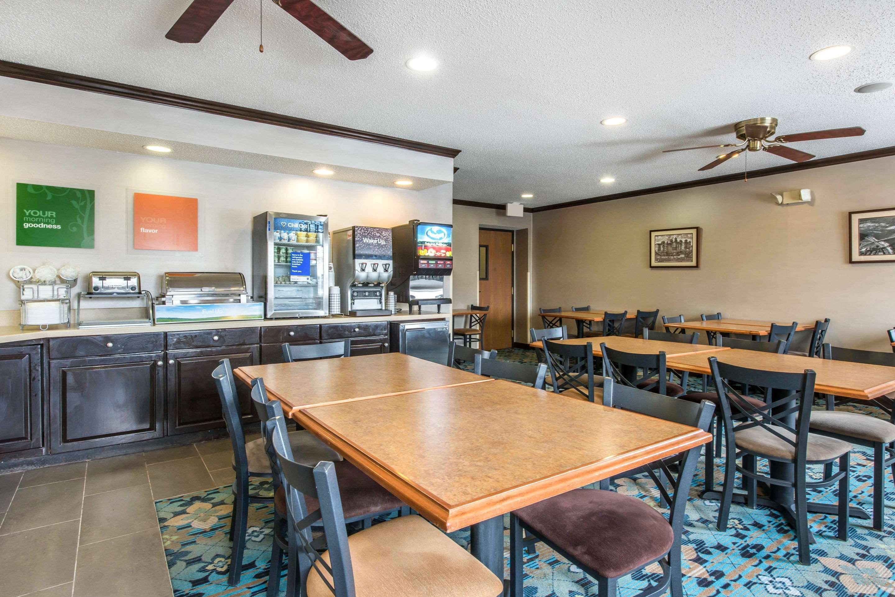 Comfort Inn Weirton Dış mekan fotoğraf