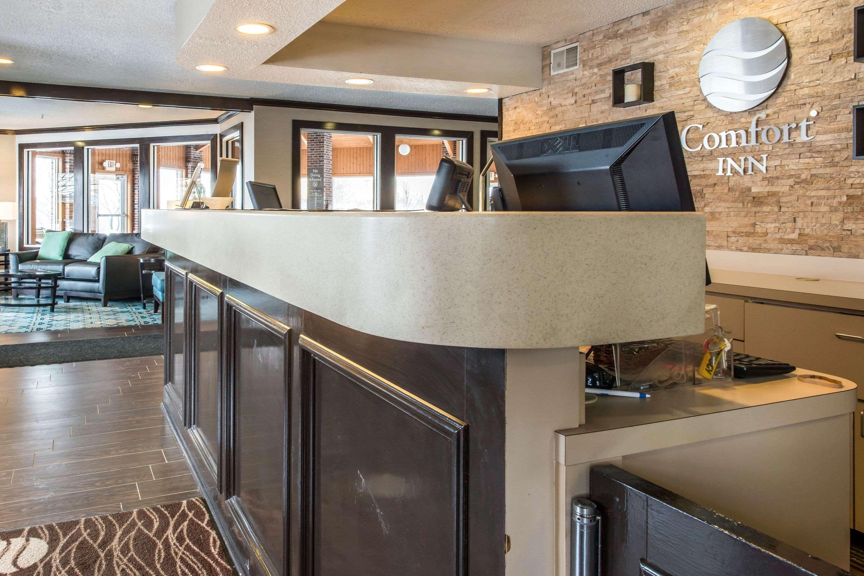 Comfort Inn Weirton Dış mekan fotoğraf